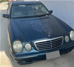 2000 Mercedes-Benz E-Class